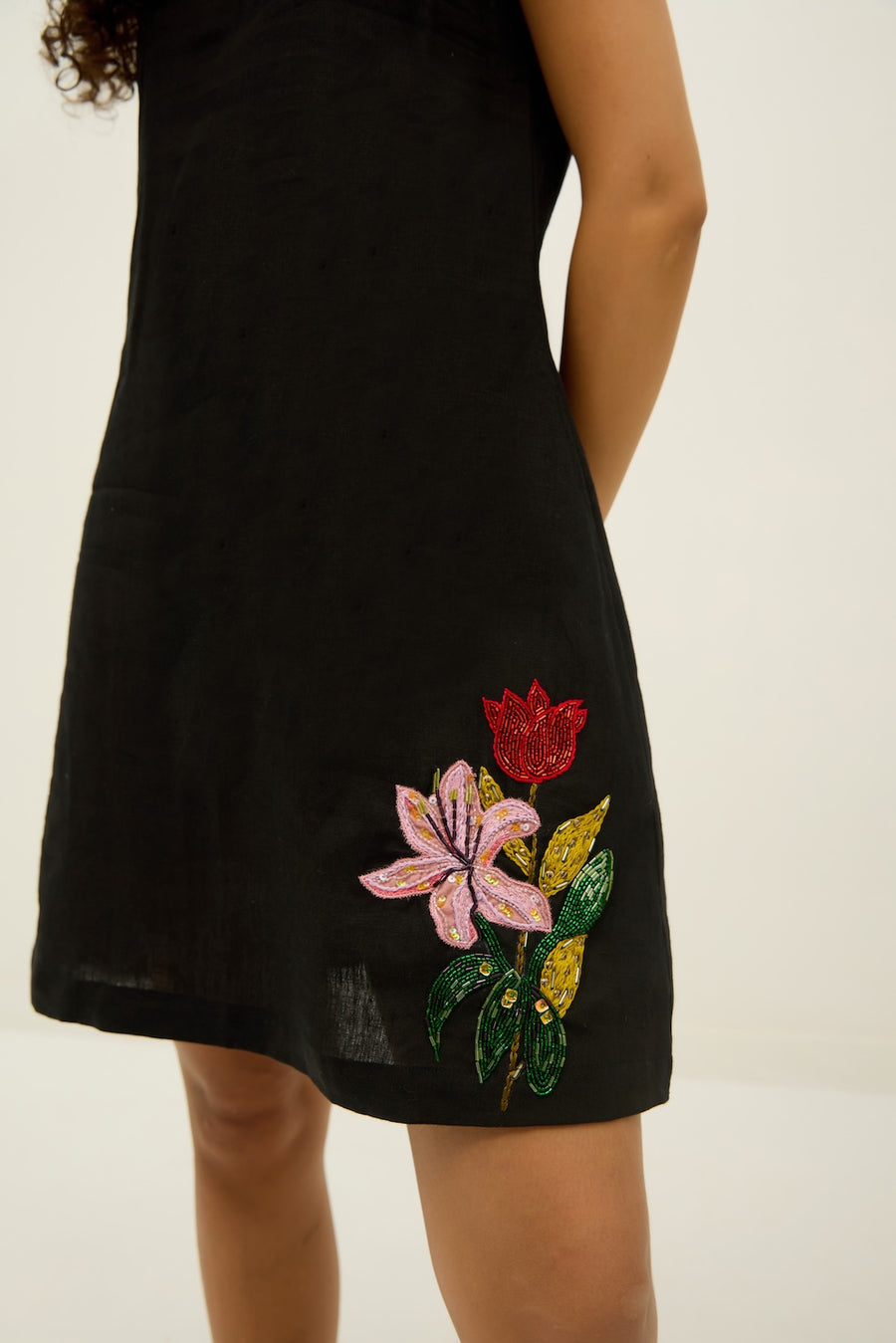 Noir Bloom