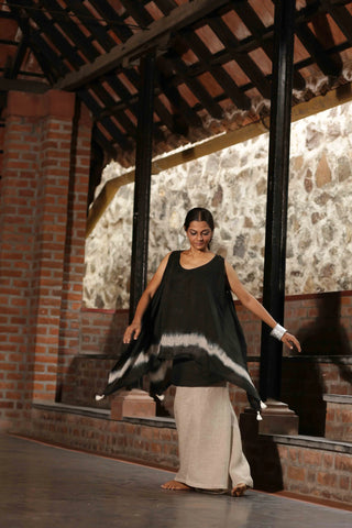 Ground Beneath Her Feet Power Play Co-ord