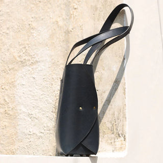 Work Tote in Classic Tan with Zipped Closure: Lilly